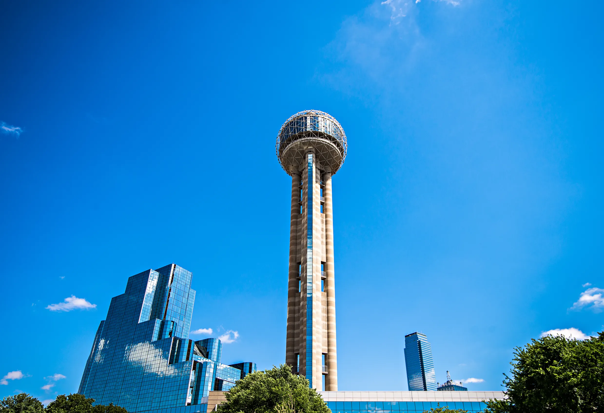 dallas texas city skyline and downtown