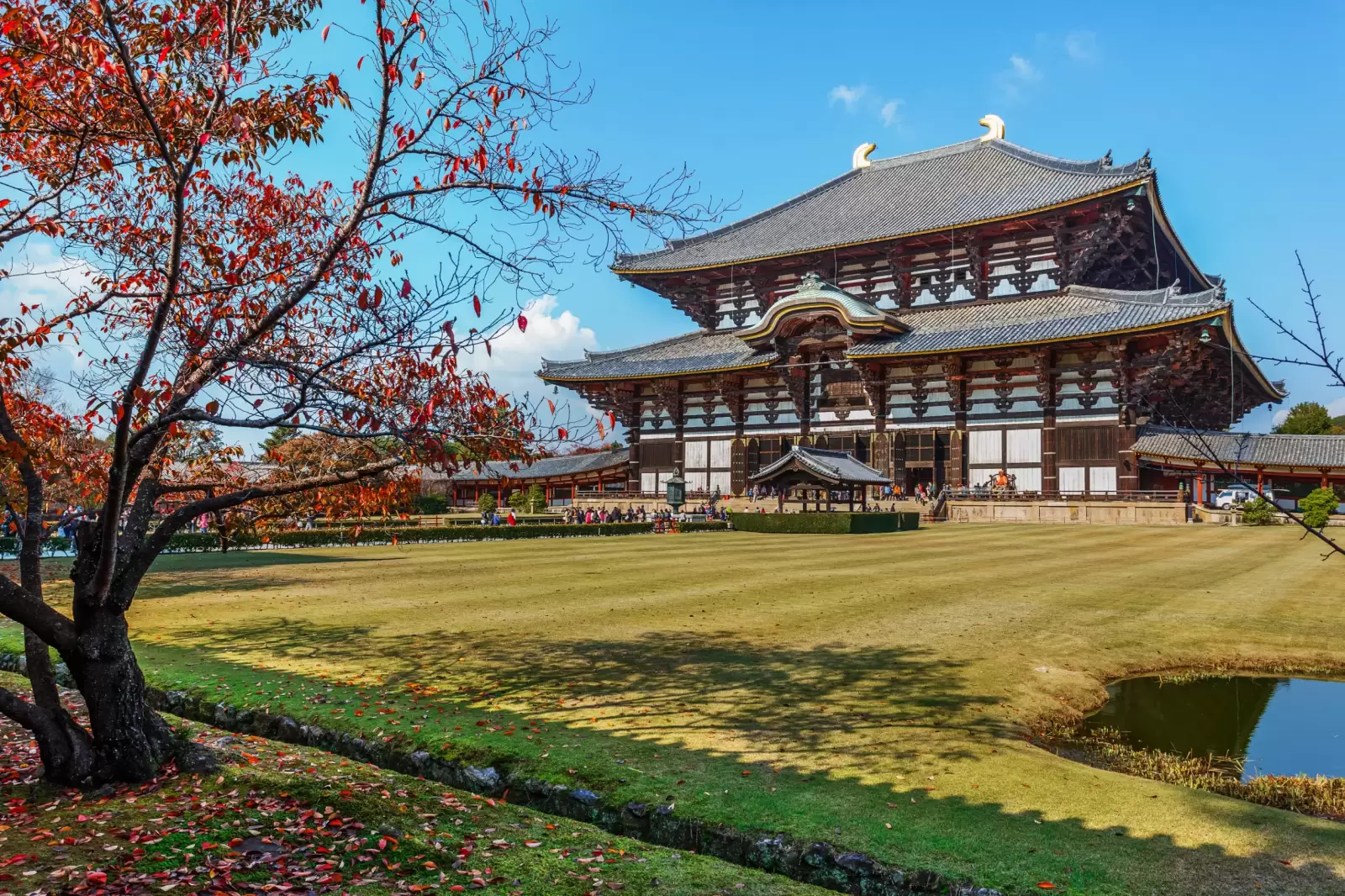 great buddha hall daibutsu den at todaiji templein nara