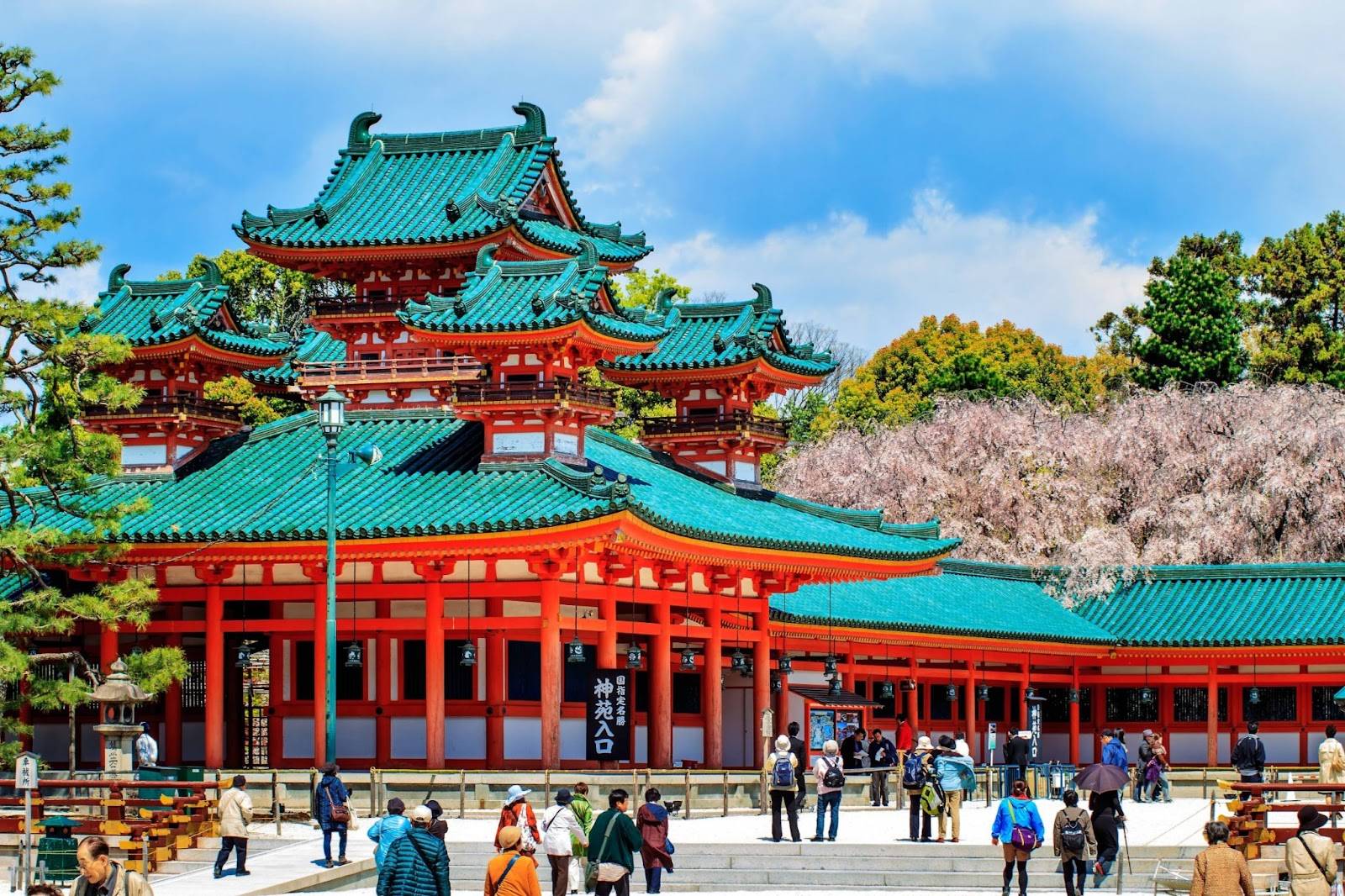 Japan Tourism Rebounds, Tips for Travel