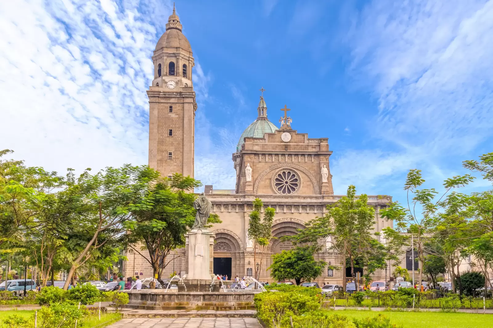 manila cathedral intramuros manila philippines
