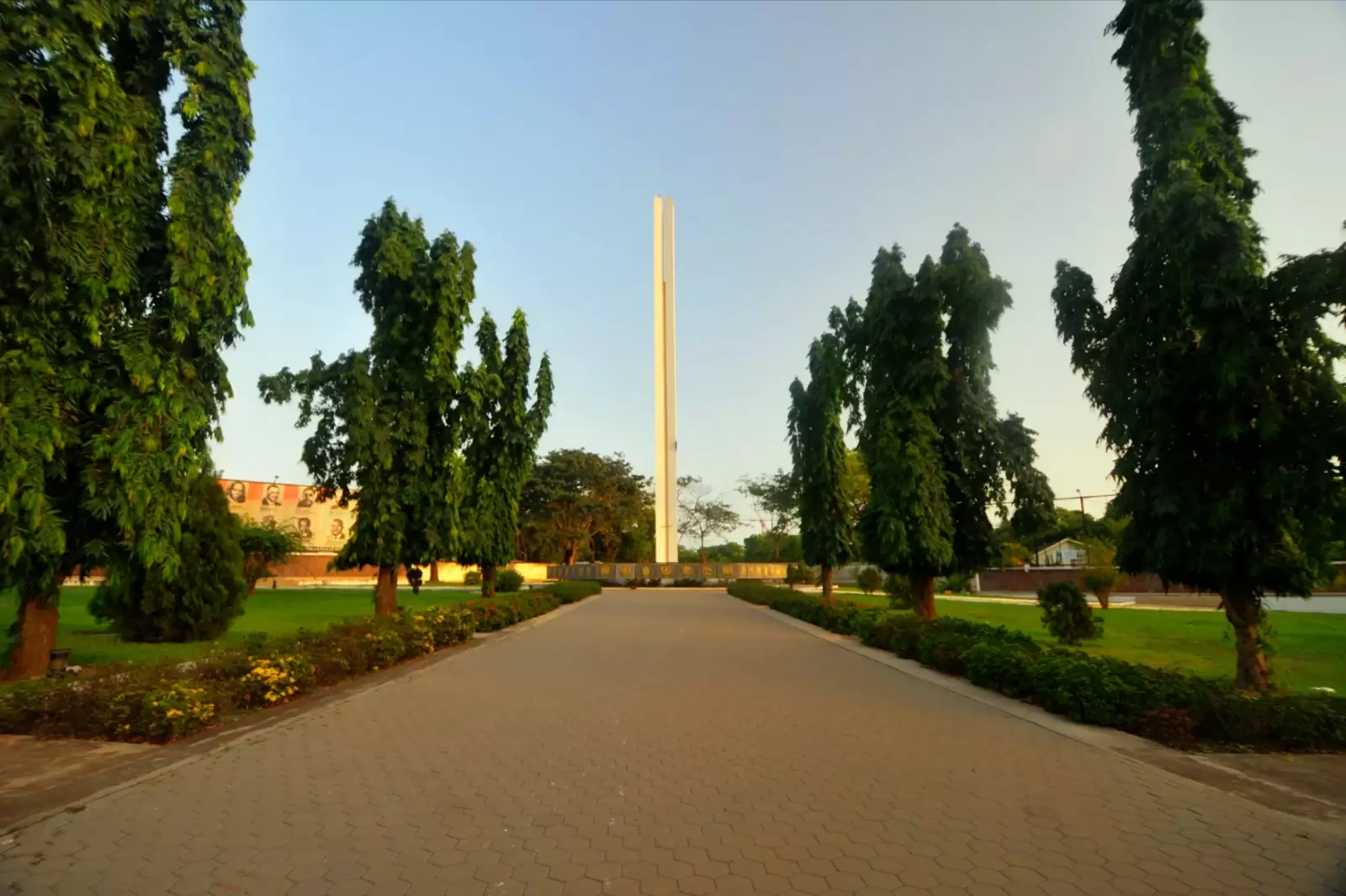 monument in accra ghana