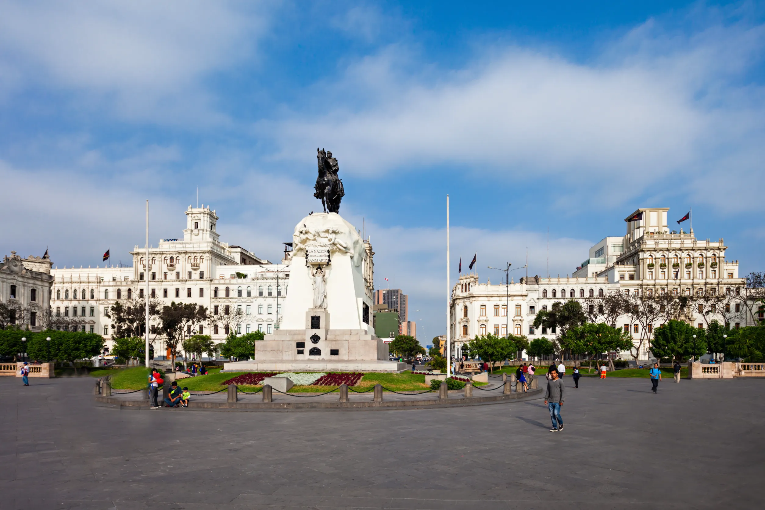 monument to jose de san martin on the plaza san marta