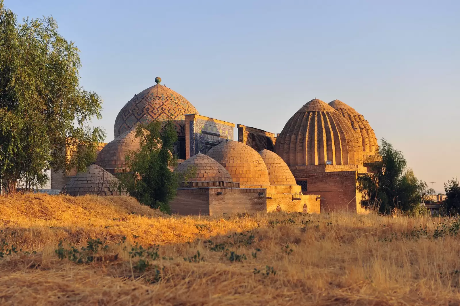 samarkand domes of shah i zinda mausoleum